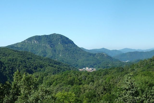 Fenerea Mount