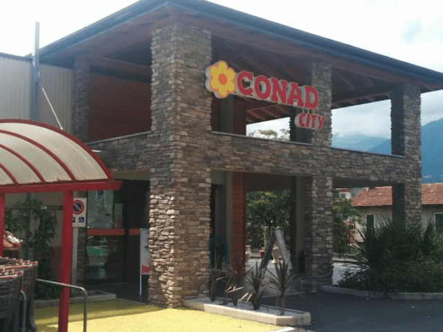 Conad market